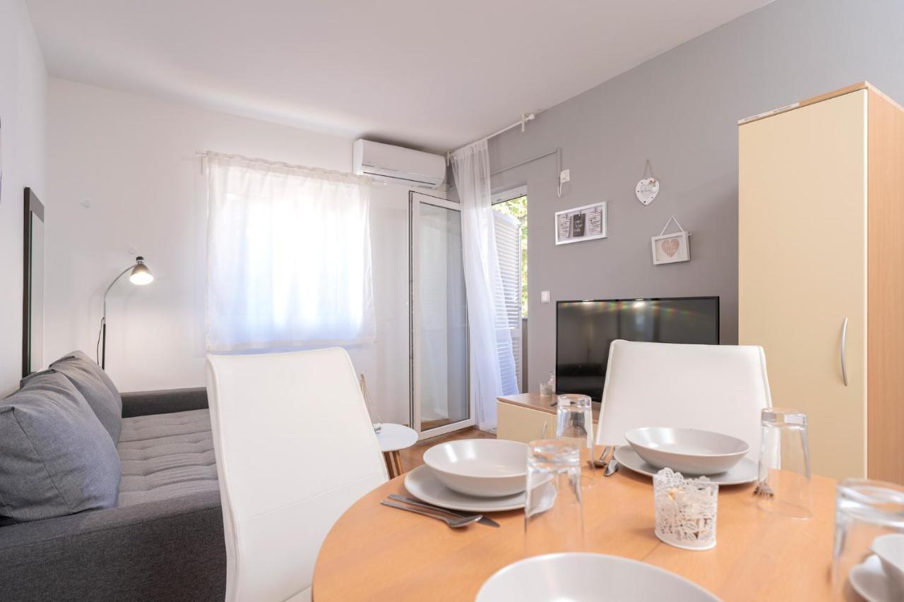 Villa Dalmatia Apartments Bol Kültér fotó